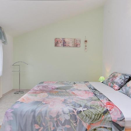Apartments Mira 1293 Fažana Εξωτερικό φωτογραφία