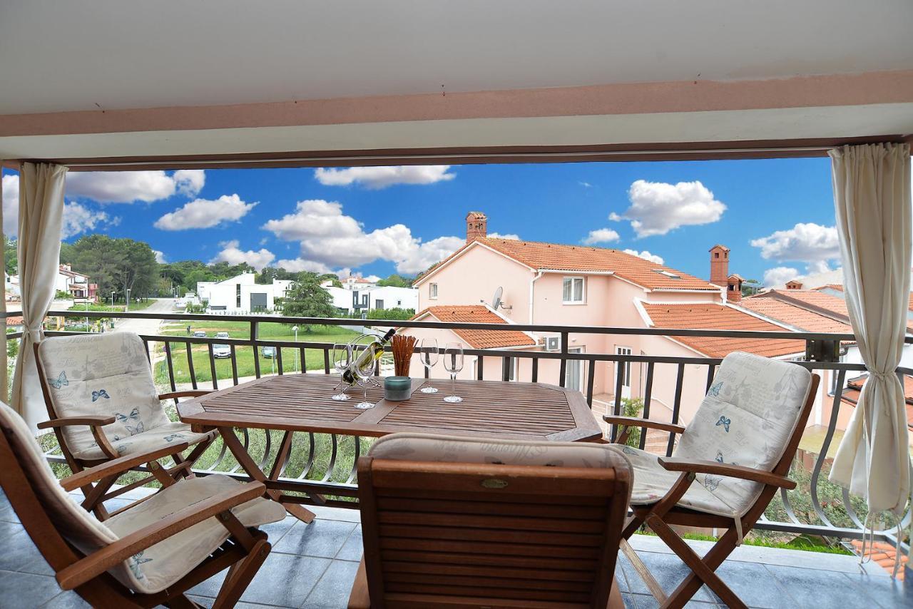 Apartments Mira 1293 Fažana Εξωτερικό φωτογραφία