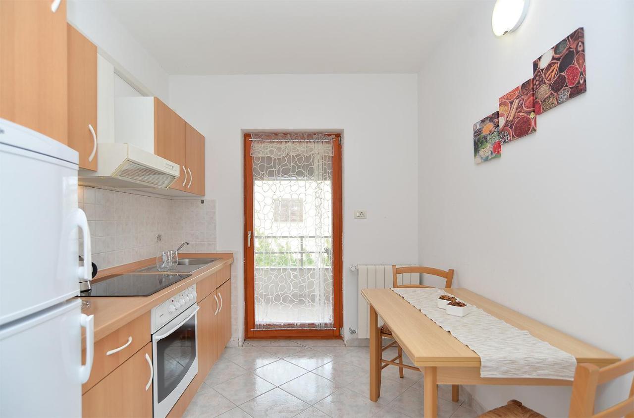 Apartments Mira 1293 Fažana Εξωτερικό φωτογραφία