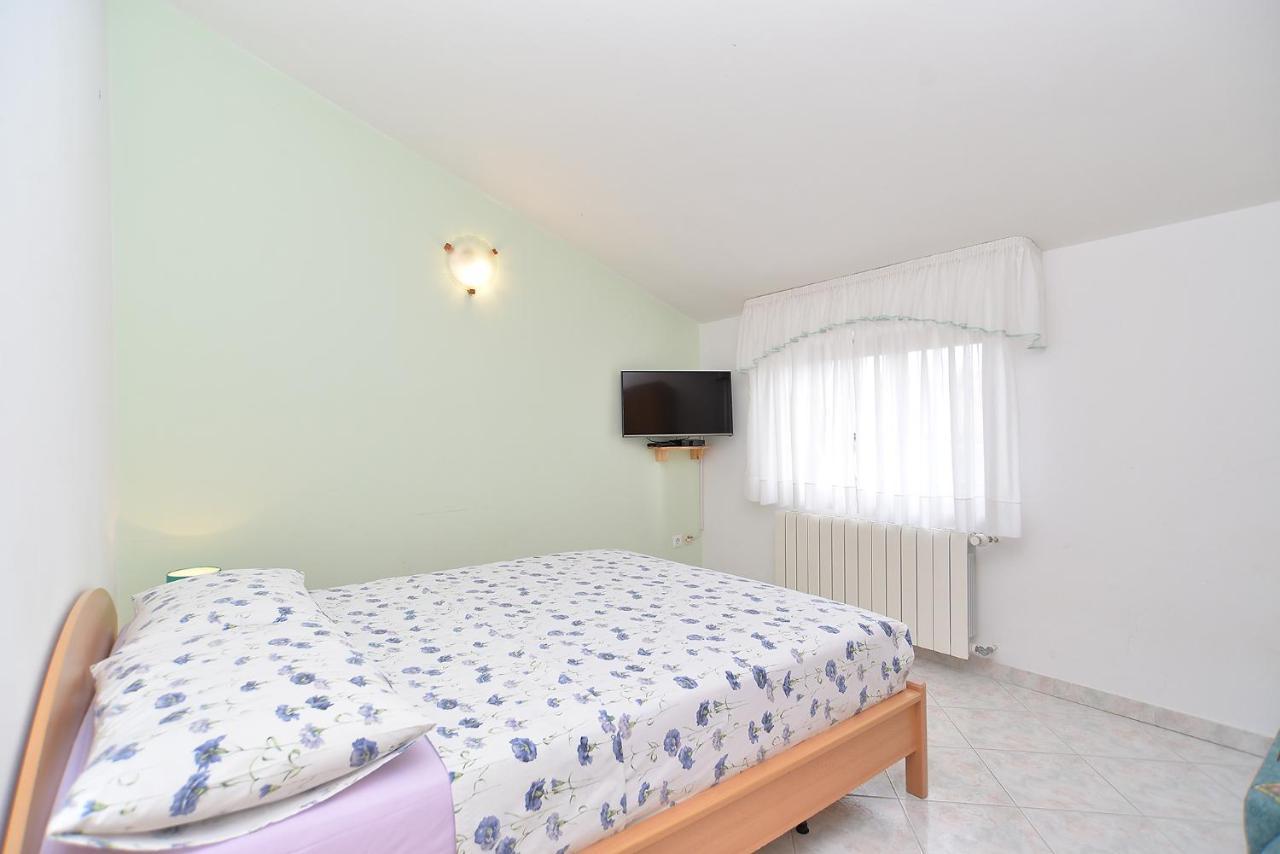 Apartments Mira 1293 Fažana Εξωτερικό φωτογραφία