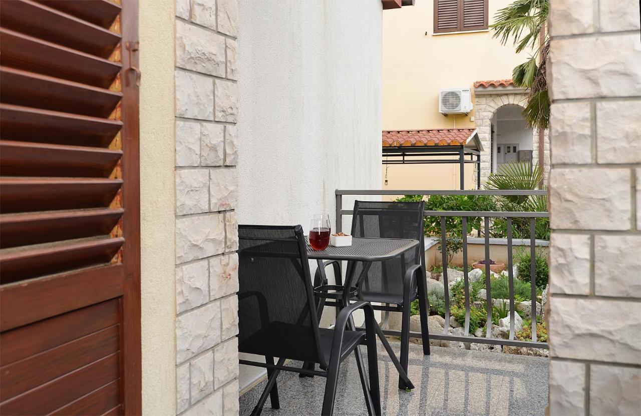 Apartments Mira 1293 Fažana Εξωτερικό φωτογραφία
