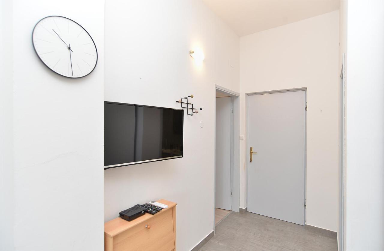 Apartments Mira 1293 Fažana Εξωτερικό φωτογραφία