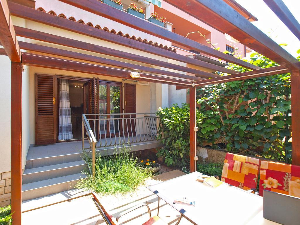 Apartments Mira 1293 Fažana Εξωτερικό φωτογραφία