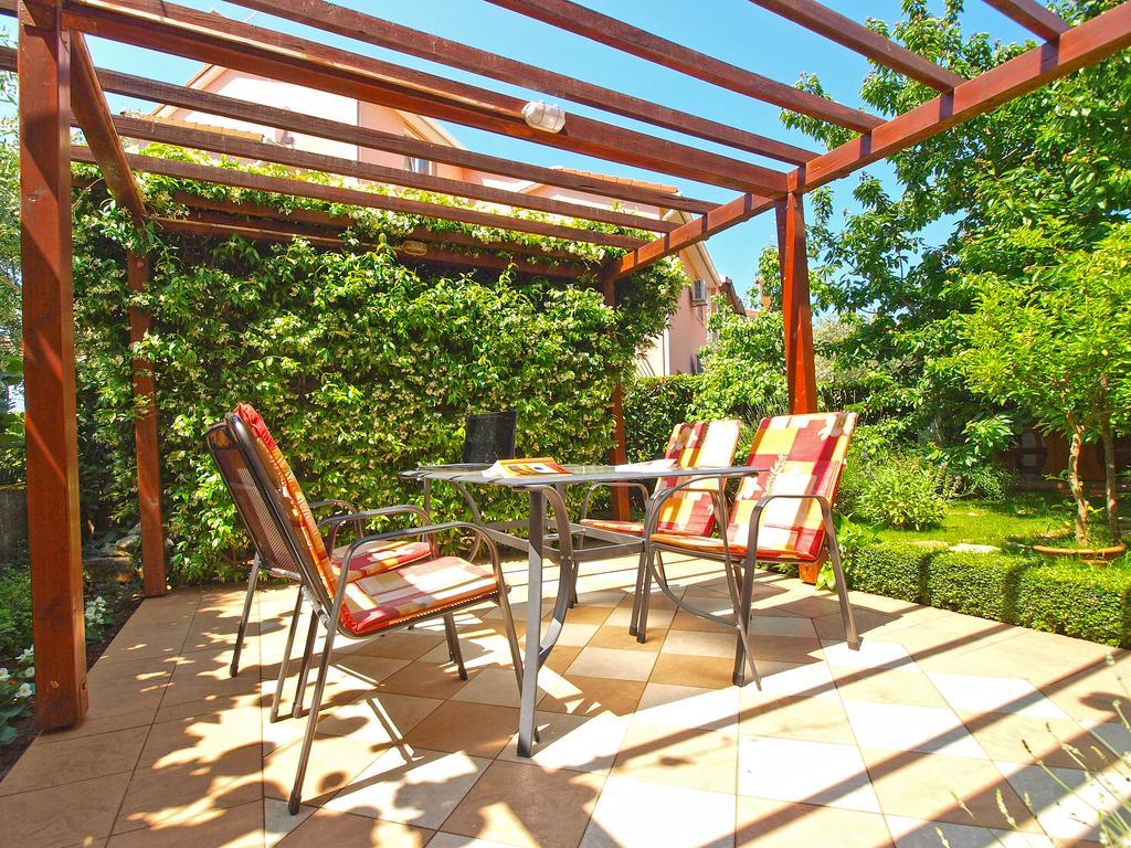 Apartments Mira 1293 Fažana Εξωτερικό φωτογραφία