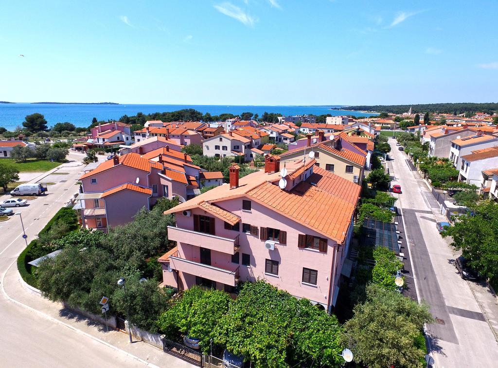 Apartments Mira 1293 Fažana Εξωτερικό φωτογραφία