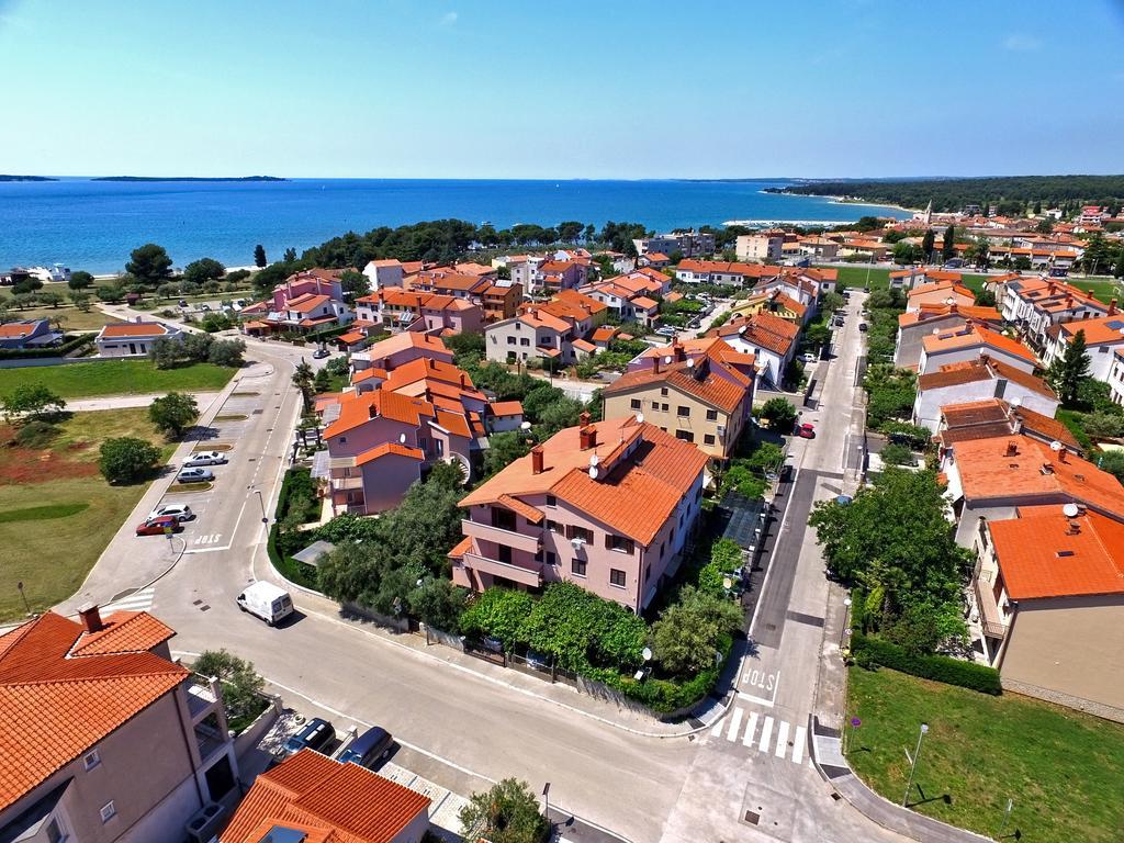 Apartments Mira 1293 Fažana Εξωτερικό φωτογραφία
