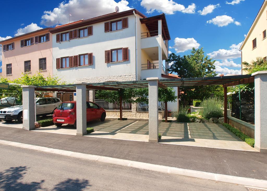 Apartments Mira 1293 Fažana Εξωτερικό φωτογραφία