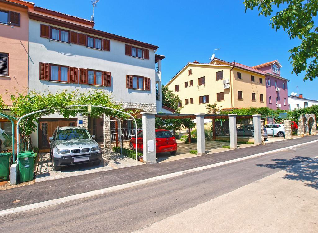 Apartments Mira 1293 Fažana Εξωτερικό φωτογραφία